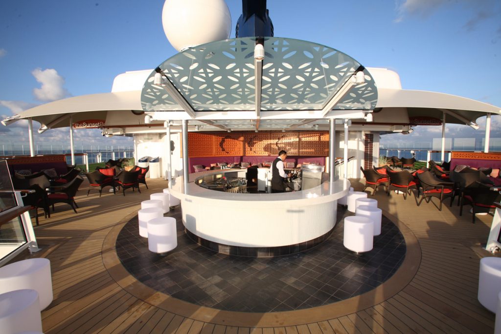 Celebrity Cruises Sunset bar
